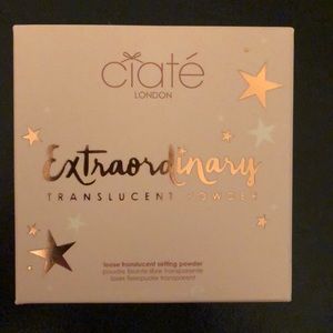Ciaté extraordinary translucent powder